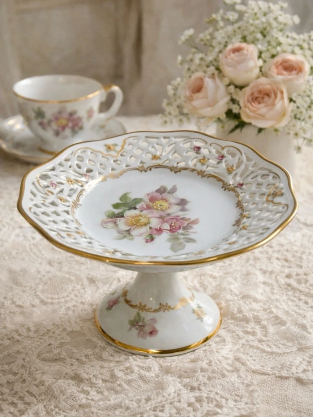 Schumann‎ Arzberg Pedestal Compote Bowl Reticulated Floral Gold Germany